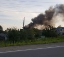 Пожар на улице Достоевского потушили в Южно-Сахалинске