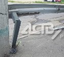 Очевидцы: в Корсакове машина не вписалась в поворот