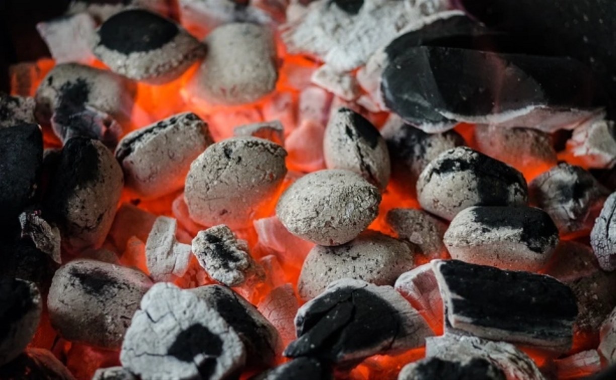 Четыре фирмы согласились заменить плохой уголь по жалобам сахалинцев