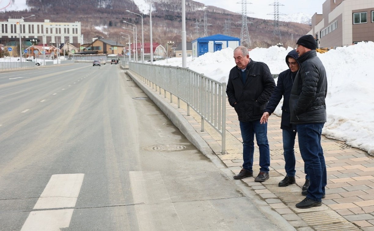 "Тело дороги выглядит достойно": власти Южно-Сахалинска проверили улицу Пограничную после зимы