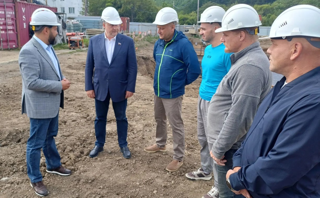 Георгий Карлов: "Район планово развивается, но нужна поддержка федерального центра"