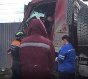Водитель грузовика пострадал при ДТП в Южно-Сахалинске