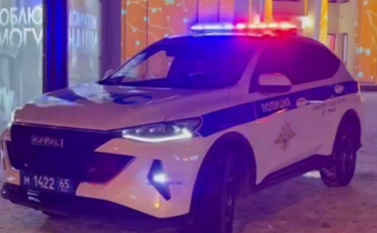 Пять авто на штрафстоянке и 15 водителей без прав: что и как нарушали на дорогах сахалинцы за прошедшие сутки