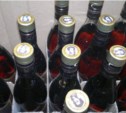 Более 600 бутылок водки, виски и коньяка изъяли полицейские в Корсакове