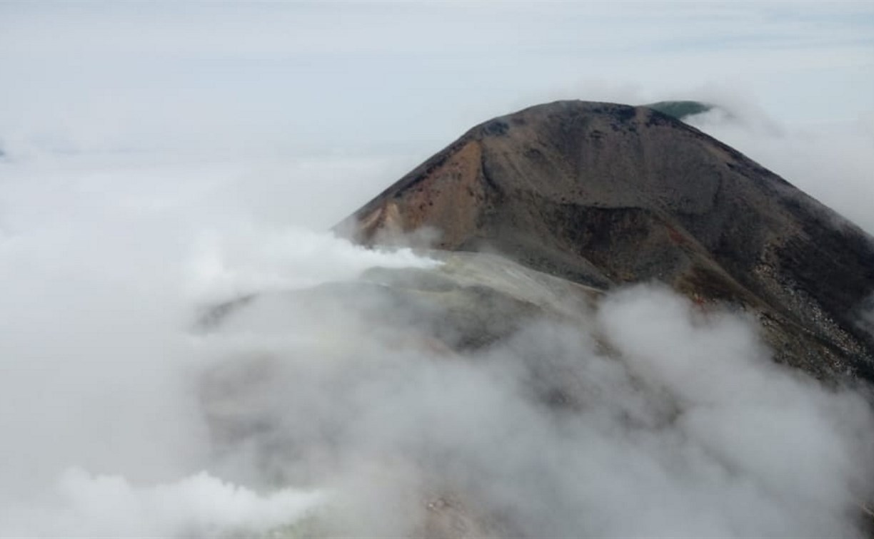 Ученые: вулкан Кудрявый на Итурупе готовится к мощному извержению