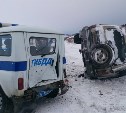 Автомобиль ГИБДД пострадал во время оформления ДТП в Макаровском районе