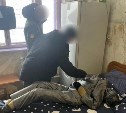 Житель Корсакова до смерти забил сожительницу