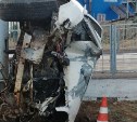 От авто ничего не осталось: в жёстком ДТП на Южных Курилах пострадали два человека