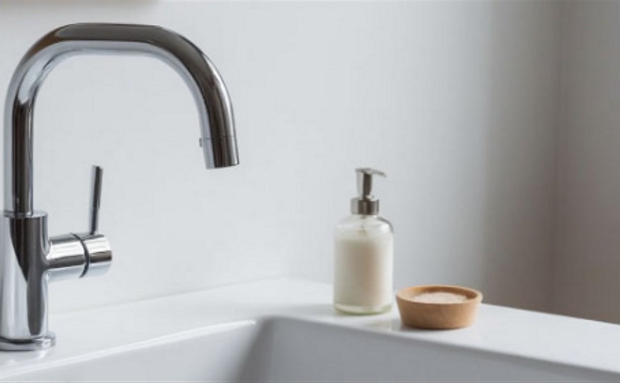 Часть Дальнего осталась без воды из-за коммунальной аварии