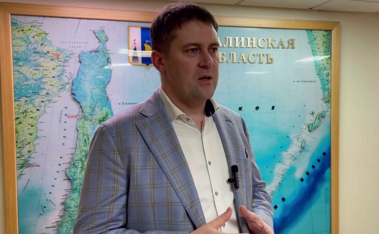 Министр Колеватых: "В Сахалинской области уже реализуется программа переселения на юг жителей севера"