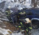 Появились новые кадры с места ДТП в Анивском районе, где пострадали два человека