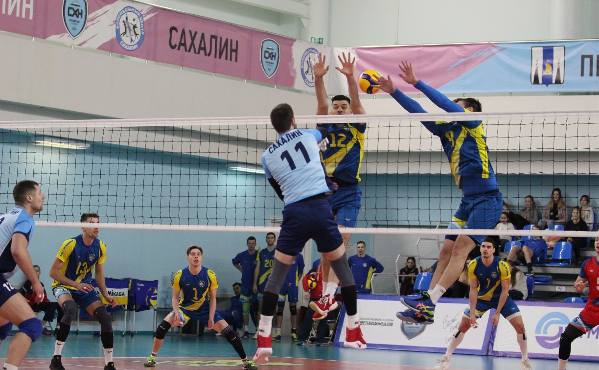«Элвари-Сахалин» одержал победу над волейболистами из Костромы 