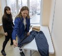 Волонтерам, которые шьют вещи для бойцов СВО, организовали мастерскую в Южно-Сахалинске