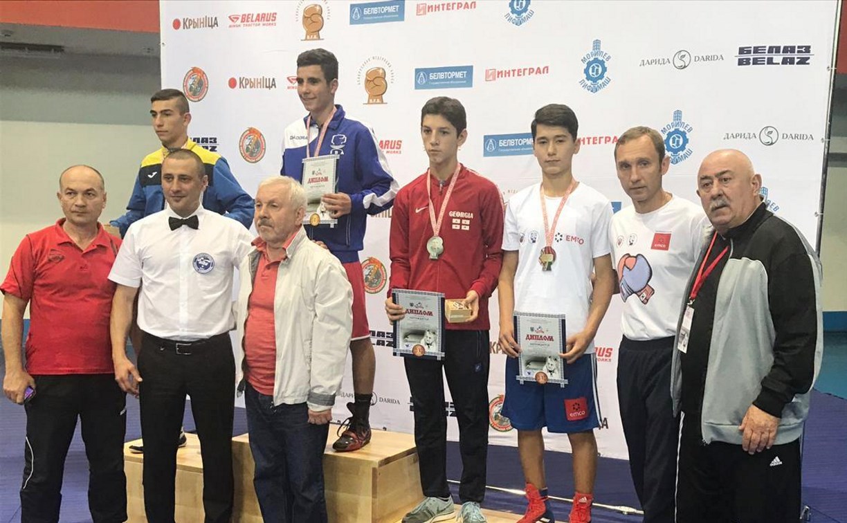 Боксер из Южно-Сахалинска стал призером международного турнира в Минске