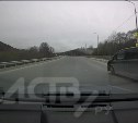 Резвый автомобилист едва не спровоцировал серьёзное ДТП на охотской трассе