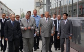 Политика и экономика