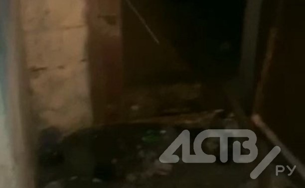 Пожар в бомбоубежище тушили в Южно-Сахалинске