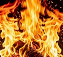 Частная баня вспыхнула в Троицком вечером в воскресенье 