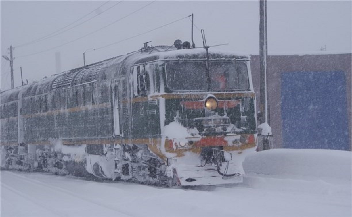 На Сахалине снова отменены некоторые пригородные поезда