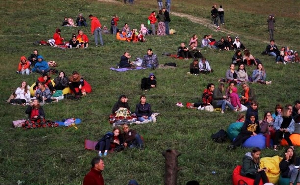 "Шепот звезд" на сахалинском "Горном воздухе" собрал больше двух тысяч человек