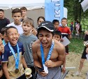 В Южно-Сахалинске 117 человек сошлись в борьбе на песке