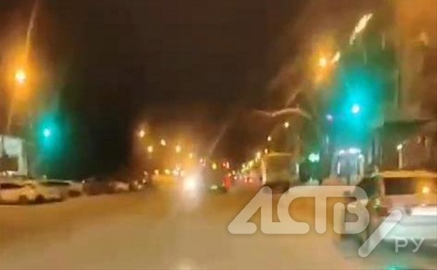 Новый светофор установили на улице Сахалинской в Южно-Сахалинске