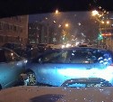 Водитель хетчбэка вылетел на дорогу и устроил ДТП в Южно-Сахалинске