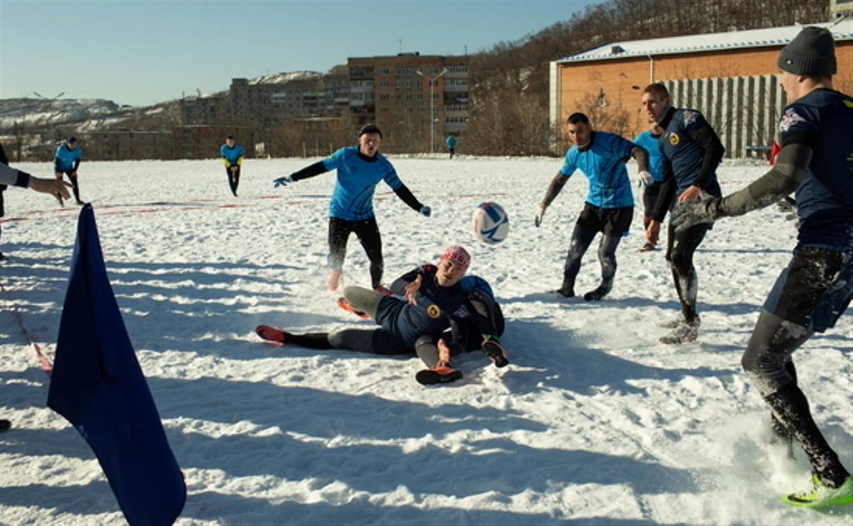  Сахалинцы выиграли первые соревнования на кубок ТОФ по регби на снегу