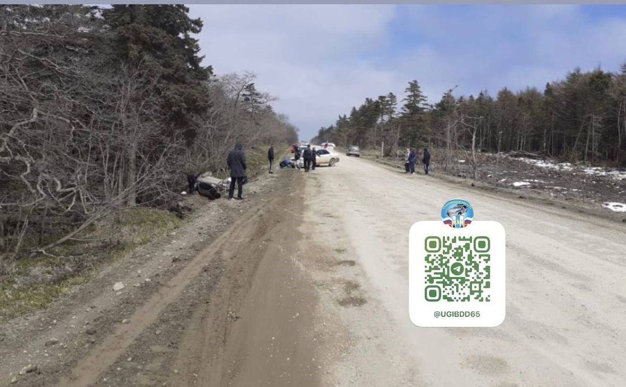На Сахалине водитель сбежал после ДТП, оставив на месте пассажиров с травмами На Сахалине водитель сбежал после ДТП, оставив на месте пассажиров с травмами