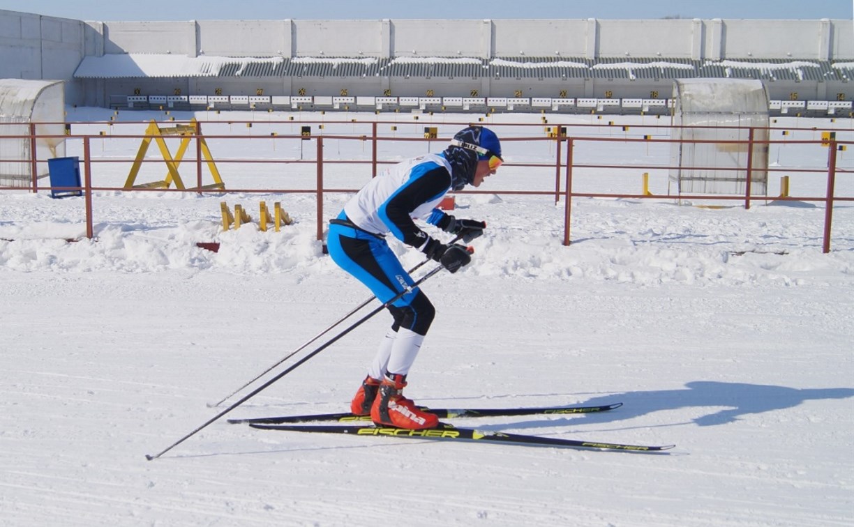 Лыжники представили спортивную школу Охи на российских соревнованиях