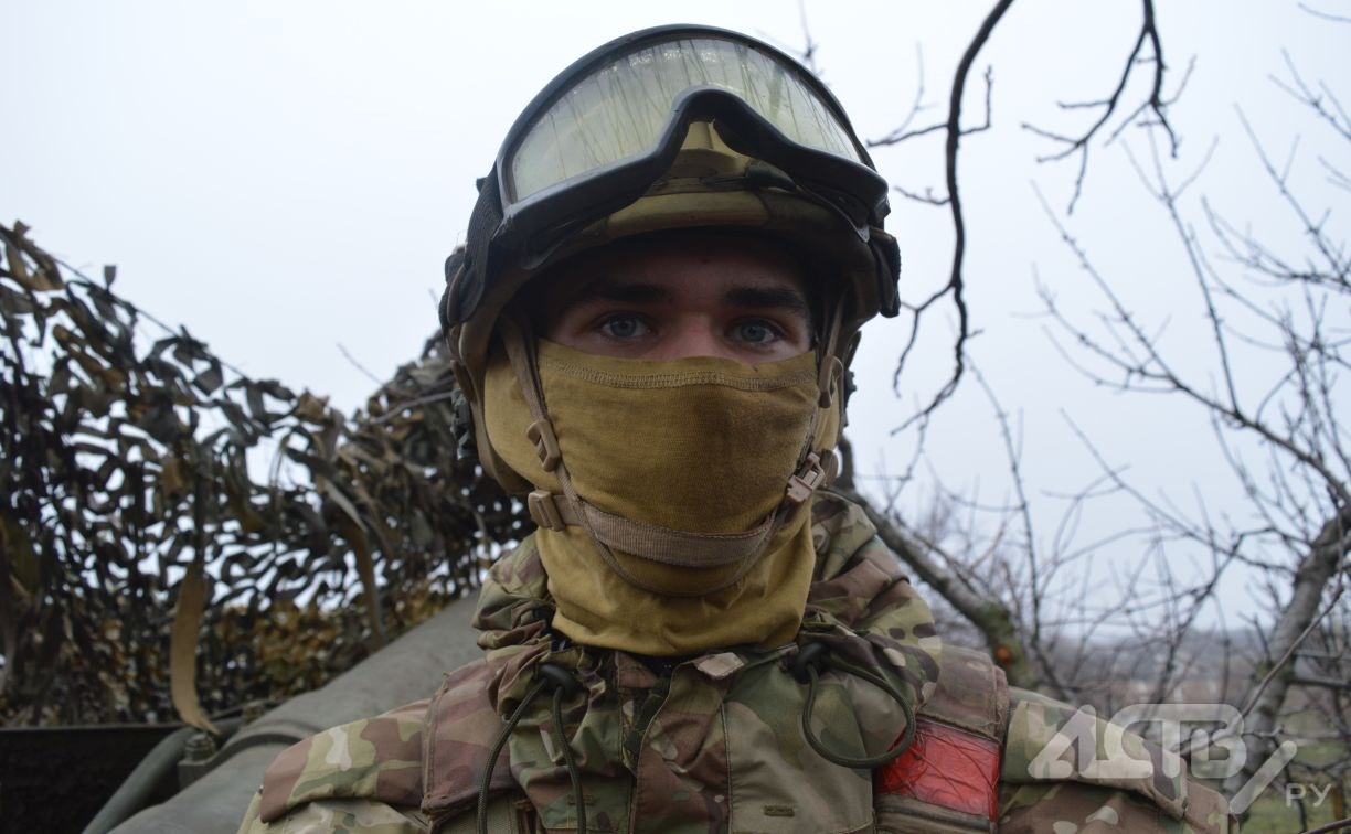 "Они все мне как братья стали": сахалинский боец СВО рассказал о своей работе и важности товарищей
