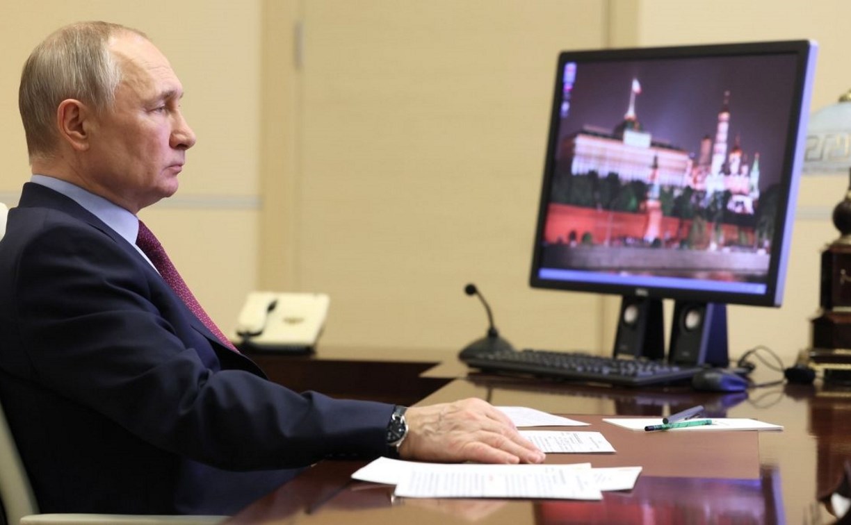 Путин поручил установить регулярный отпуск для мобилизованных