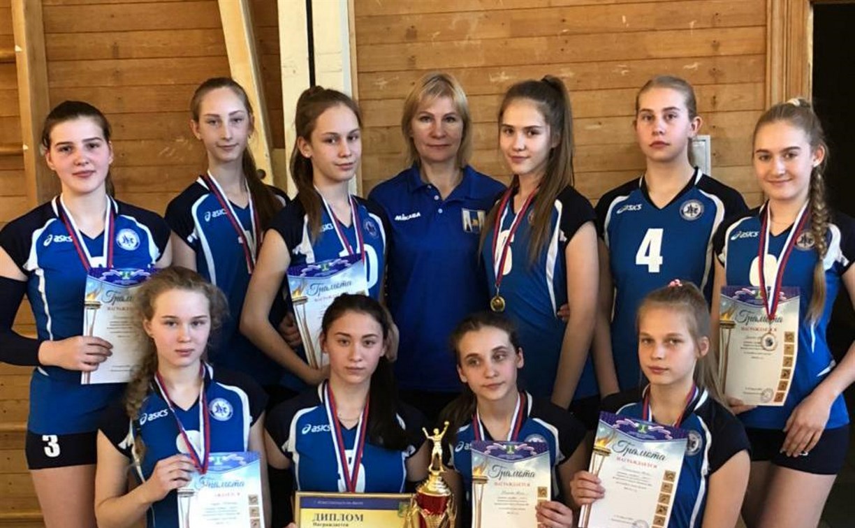Юные сахалинские волейболистки одержали победу в Комсомольске-на-Амуре 