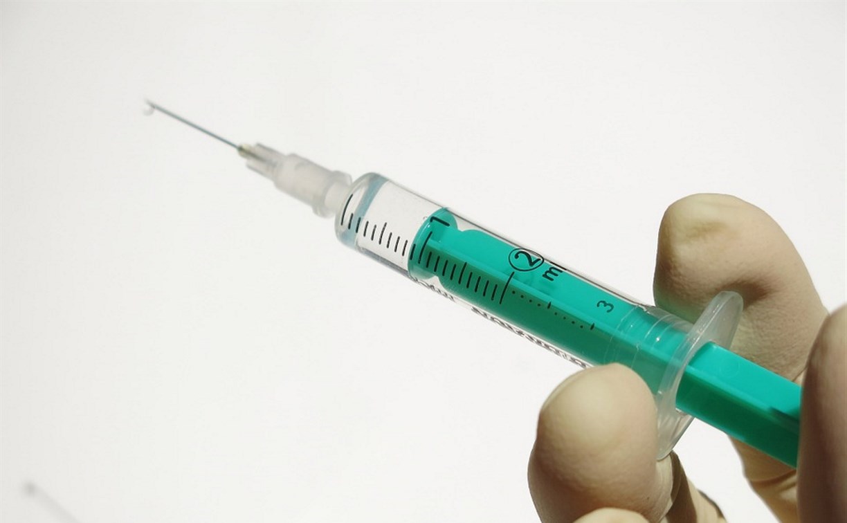 Почти 183 тысячи сахалинцев и курильчан привились от гриппа