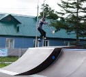 В Луговом открылся скейт-парк
