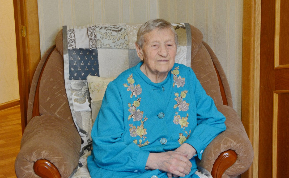 Жительница Холмска празднует 100-летний юбилей