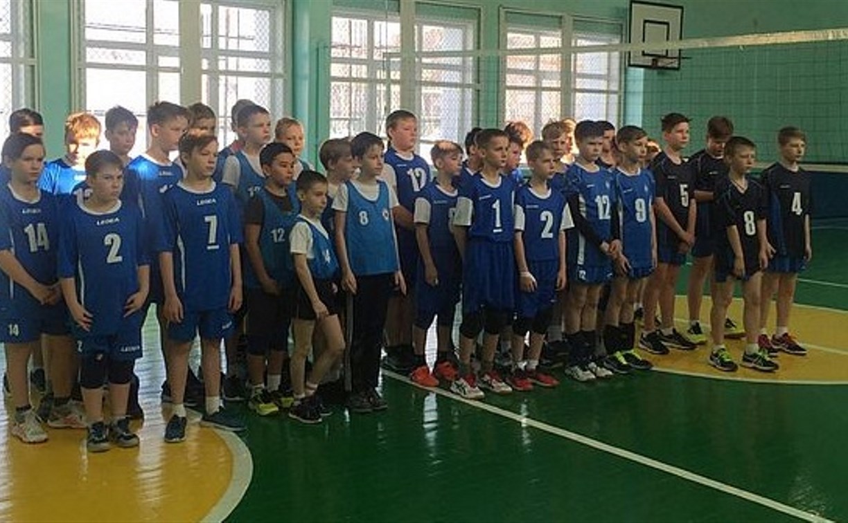 Юные сахалинские волейболисты выступят на праздничном турнире