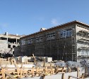 Строительство новой школы в Корсакове должно завершиться в этом учебном году