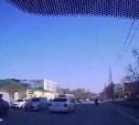 Ребёнок в Южно-Сахалинске перебежал дорогу и чуть не попал под колеса авто