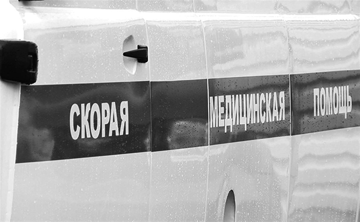 Водитель топливозаправщика погиб в ДТП на Сахалине