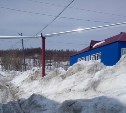 В двух селах Долинского района дороги завалило "снежной кашей"