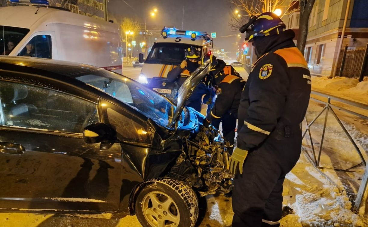 ДТП с такси Uber произошло в центре Южно-Сахалинска