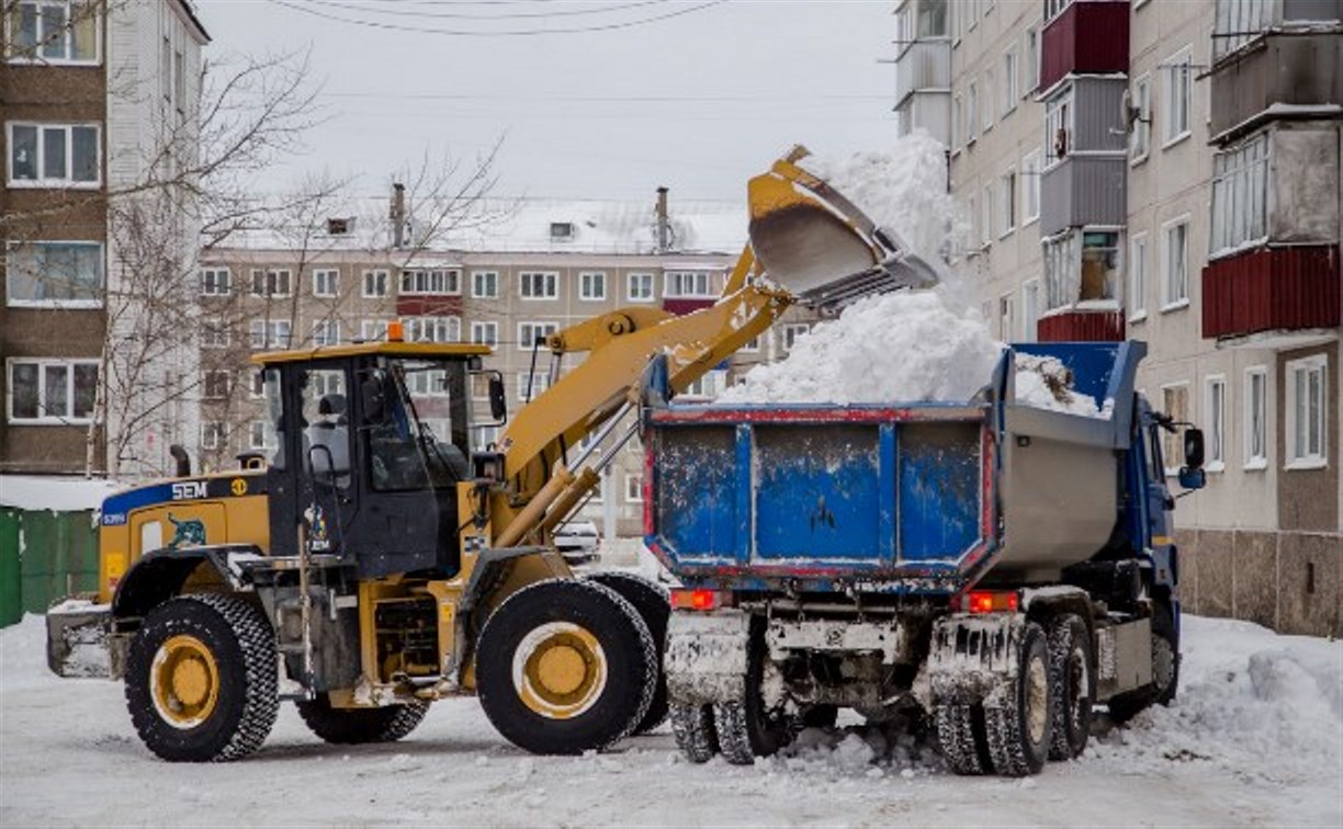 Плавить снег в Южно-Сахалинске попросят бизнес