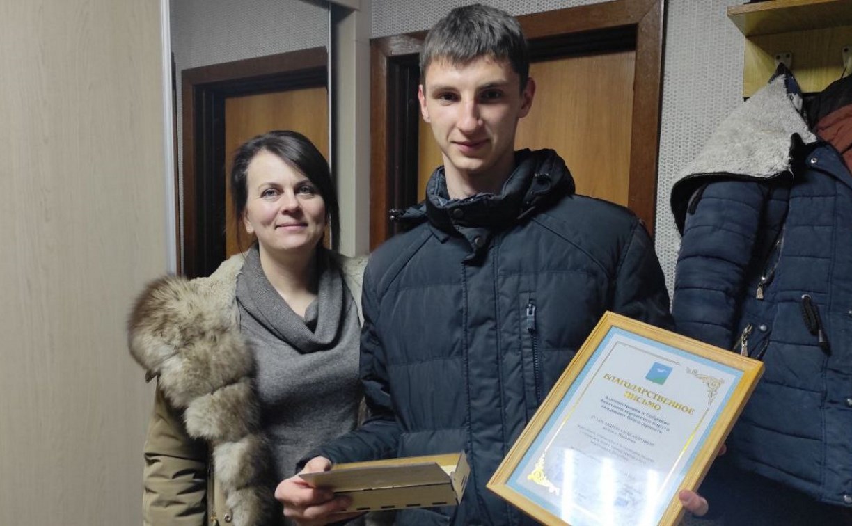 Сахалинский студент два года тайком помогал пенсионерам в селе Мицулёвка