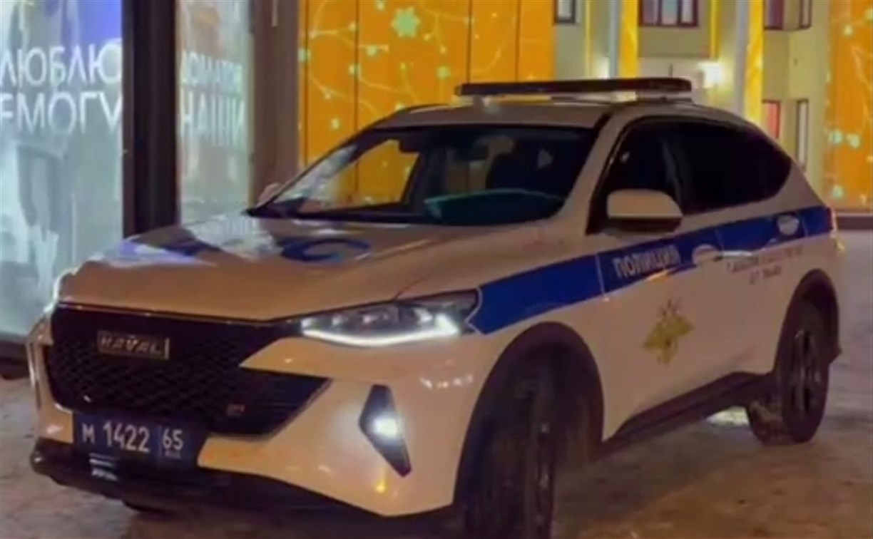 21 водителя на Сахалине за сутки наказали за "неправильную" тонировку