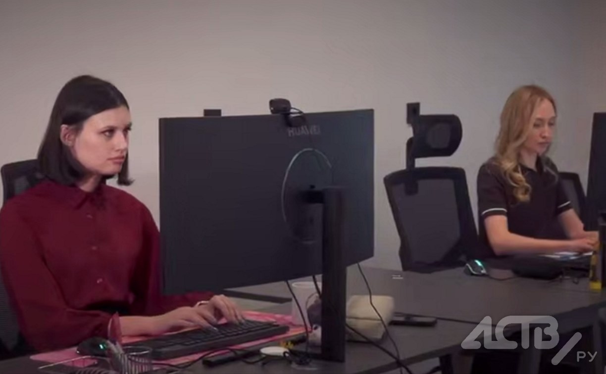 Сахалинки обучают нейросети искать питомцев по фото, находить наледи на крышах и заторы в руслах рек