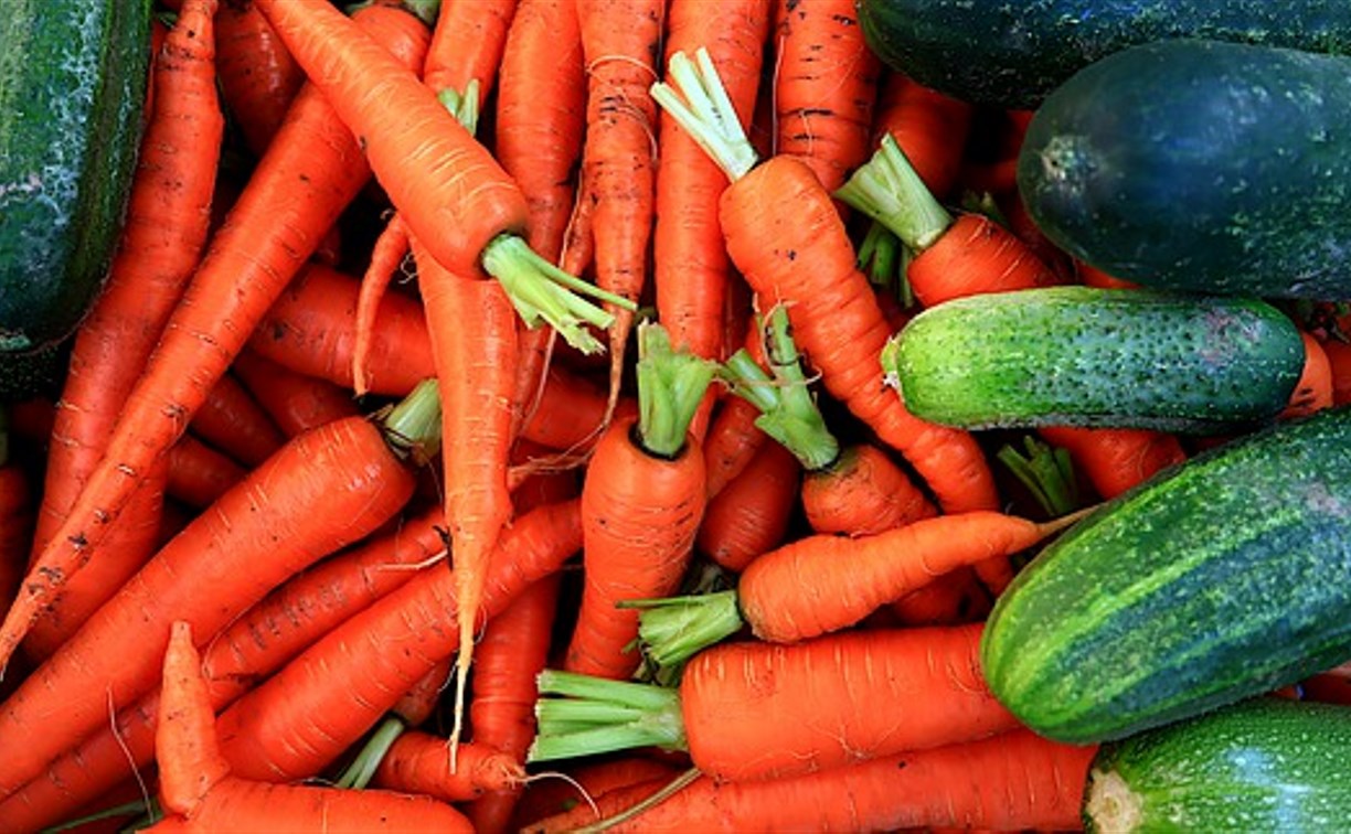 Минсельхоз: самые дешёвые огурцы и морковь в ДФО - на Сахалине