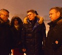Губернатор Сахалинской области ночью проверил, как идет расчистка от снега аэропорта и дорог 