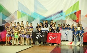 Сахалинские черлидирши вернулись с чемпионата и первенства России с медалями