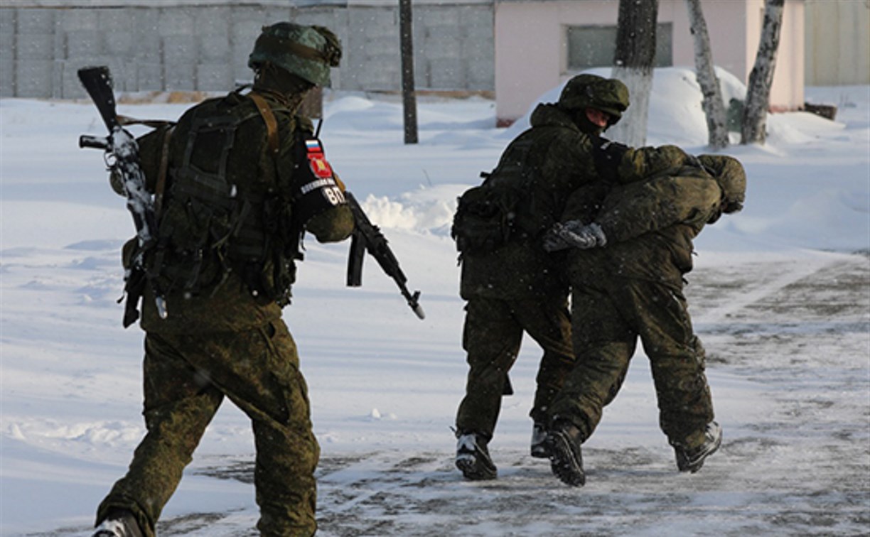 Нападение условных диверсантов на военную комендатуру отразили на Сахалине
